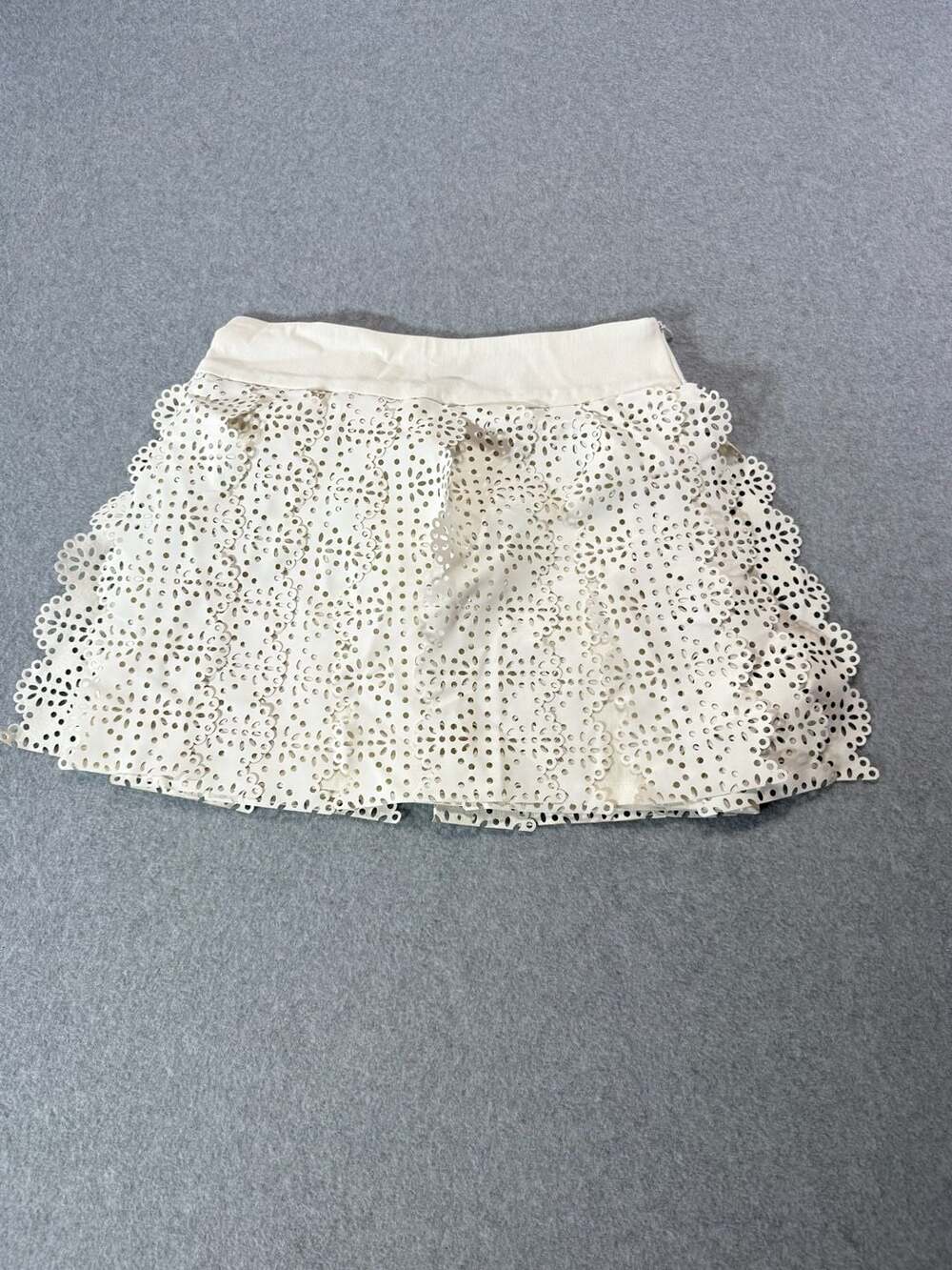 Finesse White Laser Cut‎ Eyelet Mini Skirt Size XS